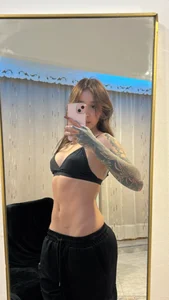 Annavyx 🔥 . fénykép