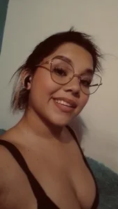 Public de Mia_Velez1  6 Imagens