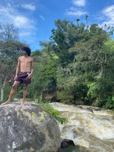 Isaac_walls One day in the river Pic