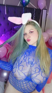 Special Show Passover 🐇20 April de miley_jensen Foto 3