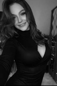 Public de Nina_Blakee  6 Imagens