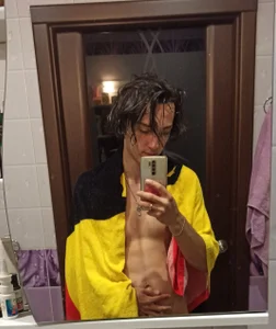 MoonlinSkinn Public Pic 5