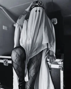 Elecktra_sweet “Not all ghosts are scary… some are seductive.”👻 صورة واحدة|Elecktra_sweet “Not all ghosts are scary… some are seductive.”👻 صورتان|Elecktra_sweet “Not all ghosts are scary… some are seductive.”👻  4 صور|Elecktra_sweet “Not all ghosts are scary… some are seductive.”👻  4 صورة