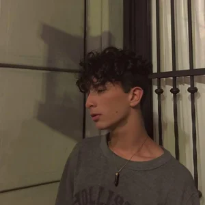 lion_cherry21 Public Pic