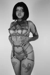 lilith_muse get kinky Foto 4