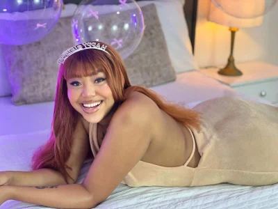 Zdjęcia AngelaRoberts It’s my birthday 🎂✨:  2