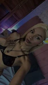 aylacallowey candy 🤩😋 Pic