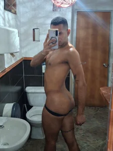 hot_boymishotmis Bild