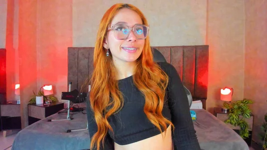 redhead de LanaMills_  5 Imagens