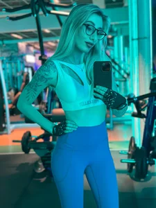 gym vibe💙 de HEY_KITSUNKA Foto 5
