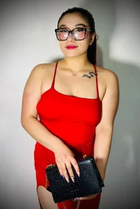AdharaRose_Rs 🌹🤍 Classy, Sweet & Irresistible 🤍🌹 Pic 3