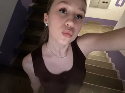 RosannaBarrientes Public Pic