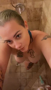 Gorgeous_Nightmare Public Pic 2