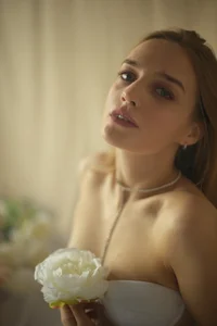 LOVELY girl.. de FieriiaDii  2 Imagens