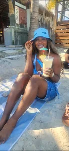 SEXI od rosi_cooper  snímek