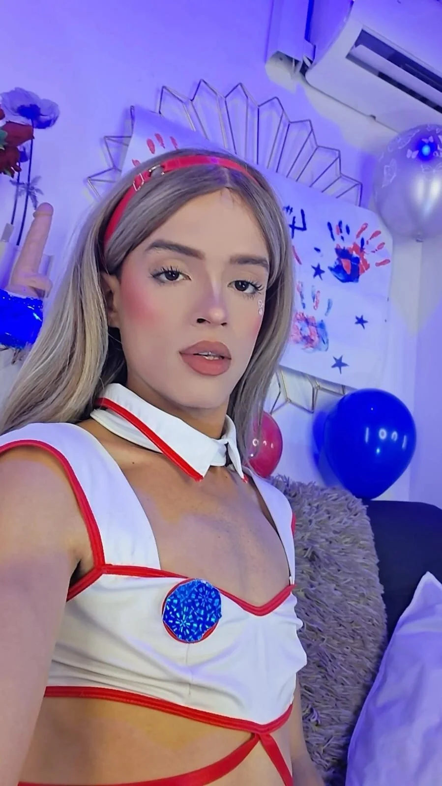 صور NoahVidall الرائجة  7572