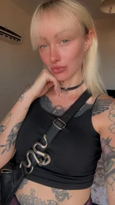 haileyhope_のPublicの 2枚の写真