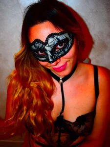 Desertquenees La Queen Pic 3