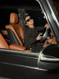 ElwineBooton Public صورة واحدة|ElwineBooton Public صورتان|ElwineBooton Public  صور|ElwineBooton Public  صورة