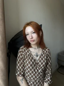 GwenNicholson Public Poză 2