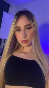 Celeste_pg's Night of photos in pajamas 🔥 Sex Photo 2