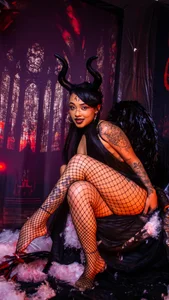 Neko_Misaki Stare at me Pic 5