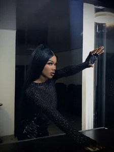 naomy__xx I am a star, that the magic of the night gives you Foto 6