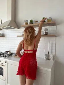 Miss_Elsa_photo shoot in the kitchen#cooking#bigass#blonde#feet#fetish图片 5