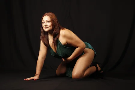 Green 💚 od lady_nylon_  6 snímek