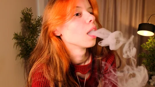 TiannaBorlace SMOKE Pic