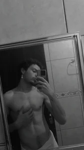 Gym🤌🏼💪🏼 od HotSilvaX  snímek
