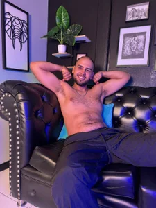 Hey!💜 de Marcus_Soler  3 Imagens