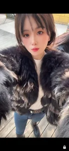 Luna想交朋友 de Luna-sexyy  4 Imagens