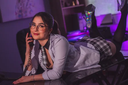 Your Secretary de sweetty_paulina Foto 6