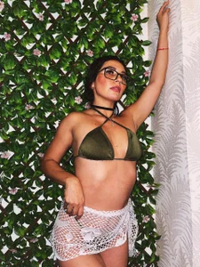 Camilaa_Sanchez_ Public Pic 9