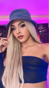 powerfull_ts_20 Paris✨️ Pic 3