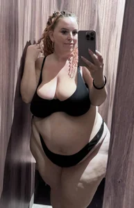 CurvyDoll_KateX Public Pic 4