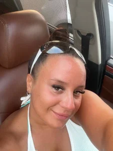 Ivy_Davidson Public Pic 4