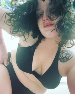 Thiccums-the-Goddess's photo