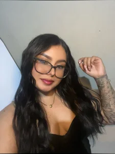 Amy_whittee curly🍒 Pic 2