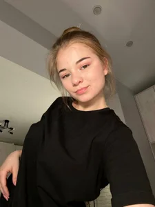 RosamariaBreeding Black Tee, Pretty Thoughts 🖤 Immagine  3