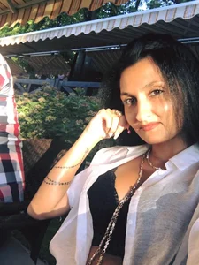 Aylin_honeyPublic Bild