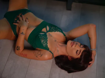BijouLenoir's XXX Nude Photo 6