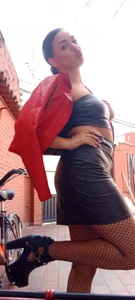 DanielaCortes03 Public Pic