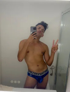 FineTimes XXX nøgenfoto 1