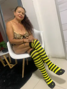 grandmother_milf 🎁Vey Horny grandmother 🎁 Billede 3
