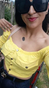 💋.