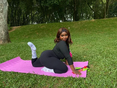 samylorenss My fitter side also seduces 🌞 Bilde 4