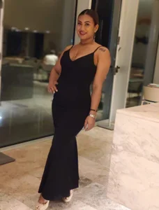 veronica_b07 I like to go to restaurants and nightclubs in dress and heels but without panties. Billede 5