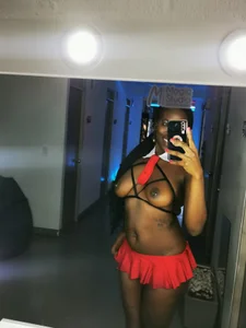 Roxan-hot69 Good grades? No. Just waiting for your cum. 🔥 Kuva 2